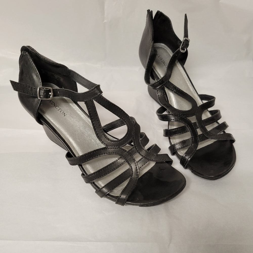 Black dress shoe
